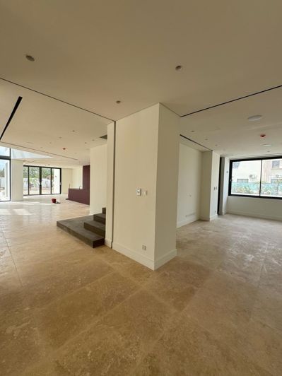 Image No.6-7 Bed House for sale