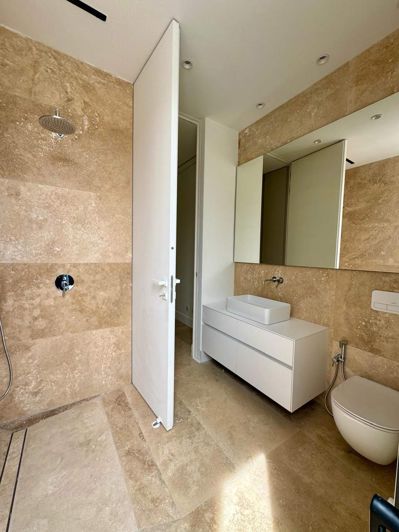 Image No.7-7 Bed House for sale