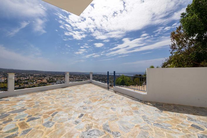 Image No.19-3 Bed House for sale