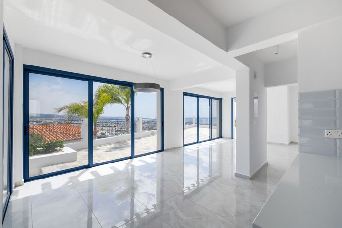 Image No.2-3 Bed House for sale
