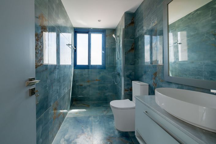 Image No.9-3 Bed House for sale