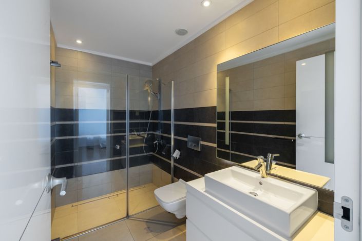 Image No.18-Appartement de 3 chambres à vendre à Neapolis