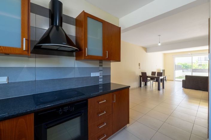 Image No.10-2 Bed House for sale