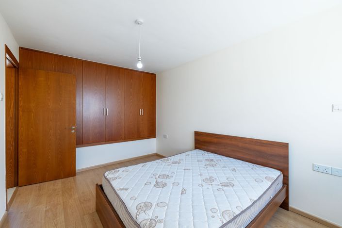 Image No.16-2 Bed House for sale