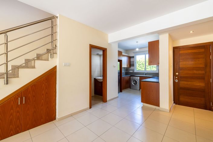 Image No.3-2 Bed House for sale