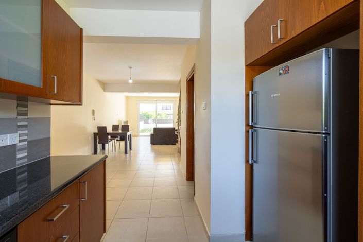 Image No.9-2 Bed House for sale