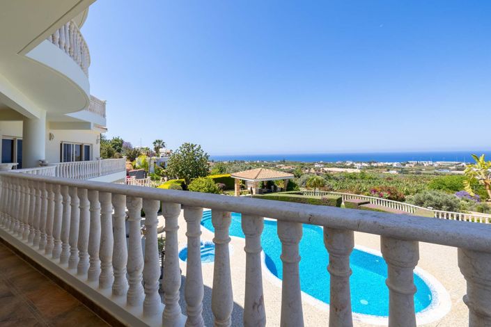 Image No.12-Maison de 5 chambres à vendre à Peyia