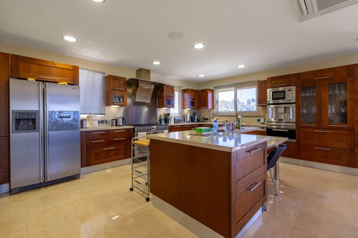 Image No.4-Maison de 5 chambres à vendre à Peyia