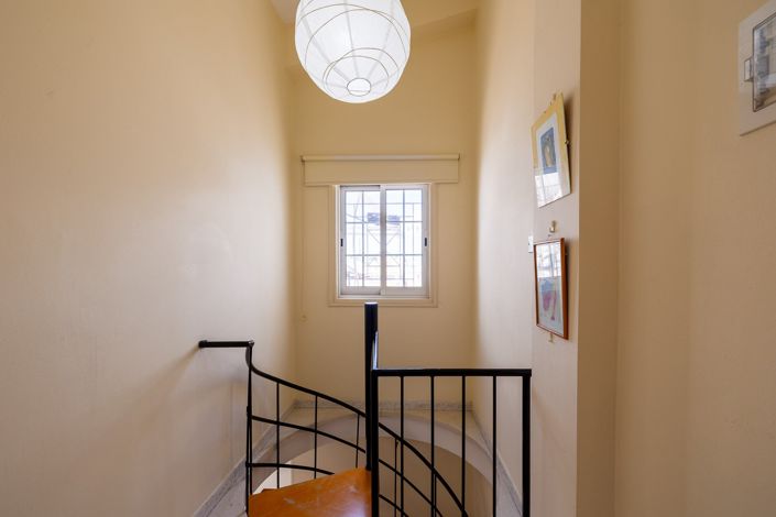 Image No.30-4 Bed Apartment for sale