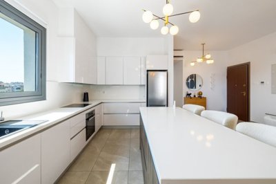 878cd200-a73c-406d-853a-214b172adae8