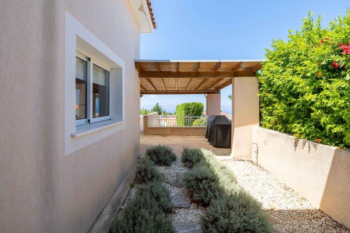 Image No.20-4 Bed Bungalow for sale