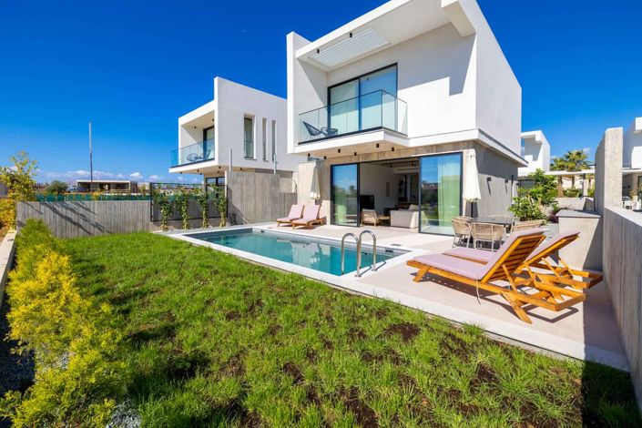 Image No.2-2 Bed House for sale