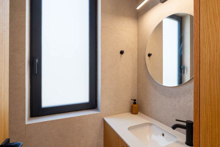 Image No.21-2 Bed House for sale