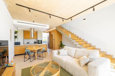 3489a89b-3105-4b30-9935-127469d1881e