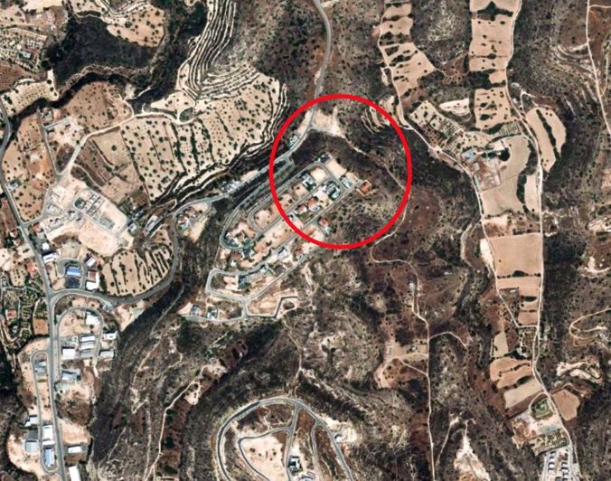 Image No.3-Terre à vendre à Mesa Geitonia