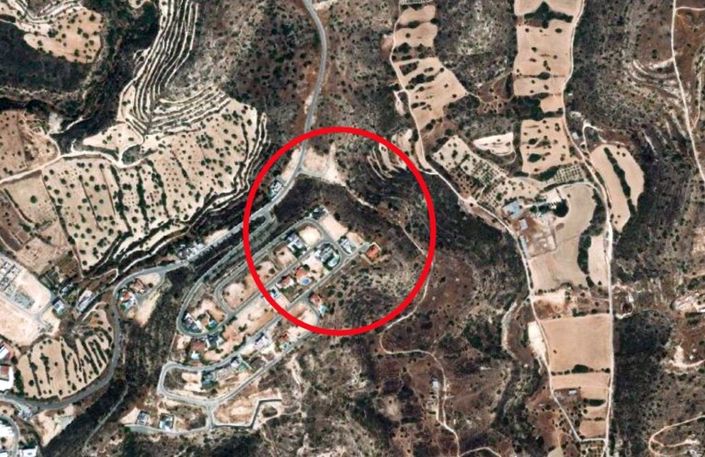 Image No.4-Terre à vendre à Mesa Geitonia