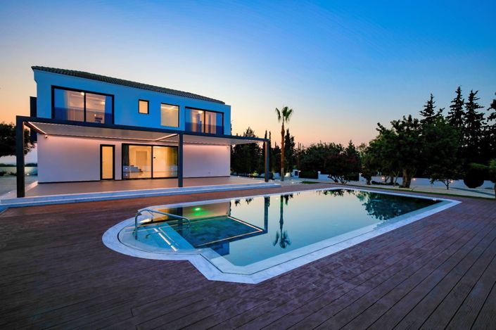 Image No.5-5 Bed Villa for sale