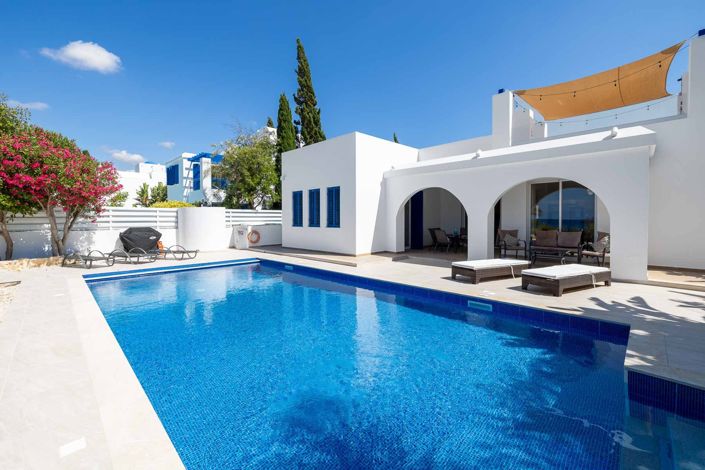 Image No.22-4 Bed House for sale