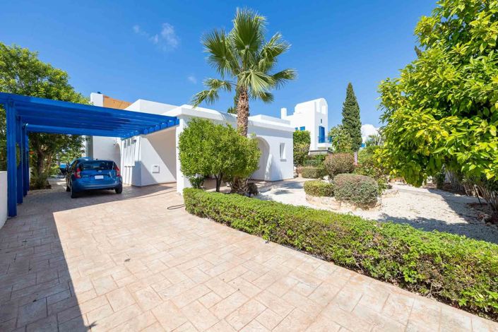 Image No.27-4 Bed House for sale