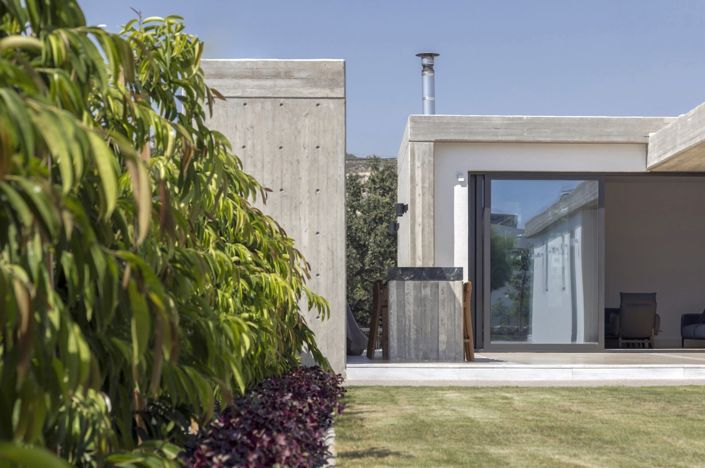 Image No.19-4 Bed House for sale