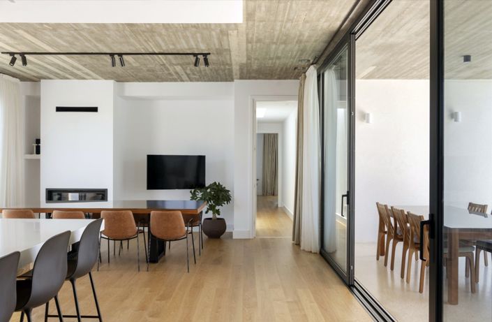 Image No.4-4 Bed House for sale