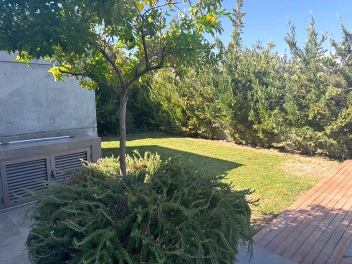 Image No.22-4 Bed House for sale