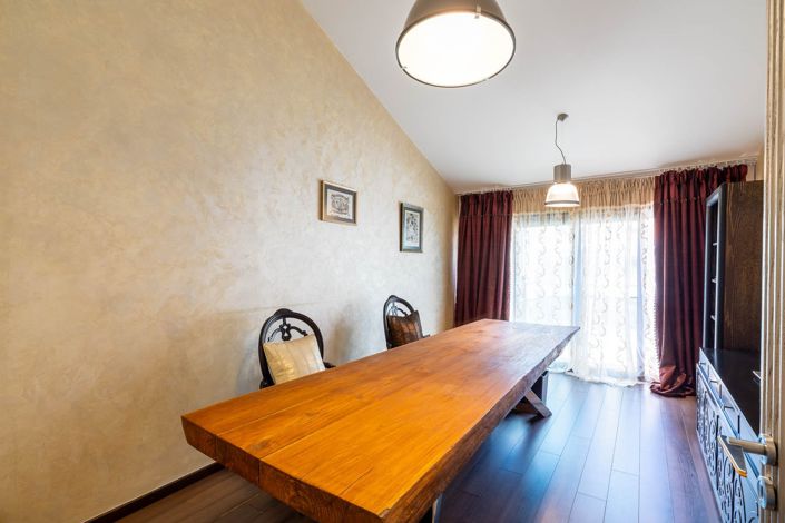 Image No.11-4 Bed House for sale