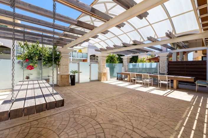 Image No.25-4 Bed House for sale