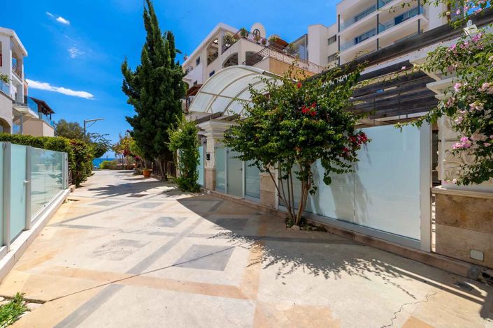 Image No.29-4 Bed House for sale