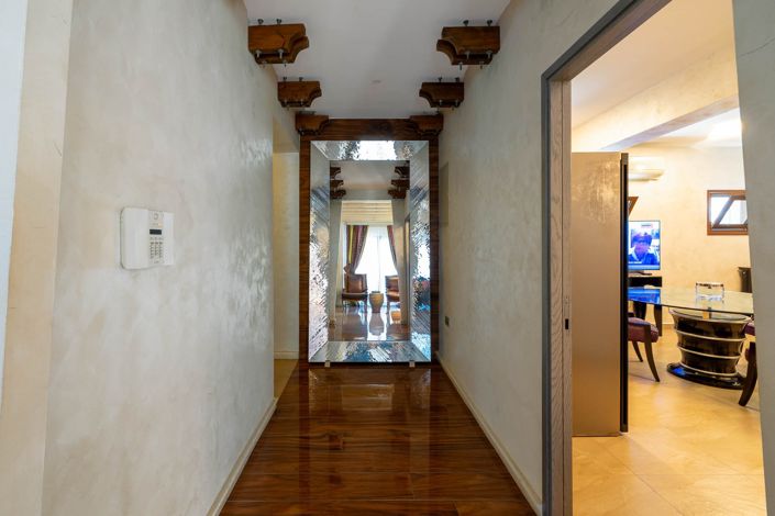 Image No.6-4 Bed House for sale