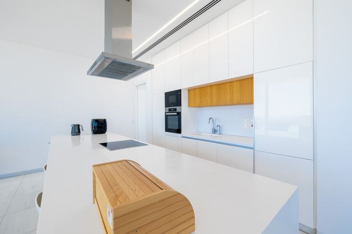 Image No.11-5 Bed House for sale