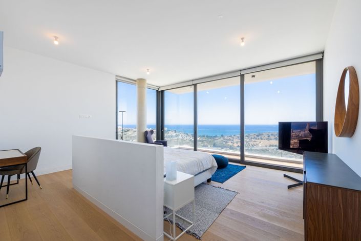 Image No.21-5 Bed House for sale