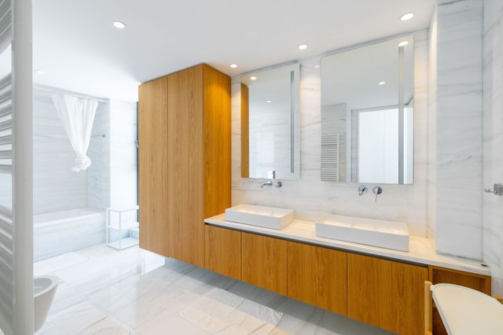 Image No.22-5 Bed House for sale