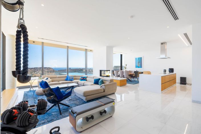 Image No.5-5 Bed House for sale