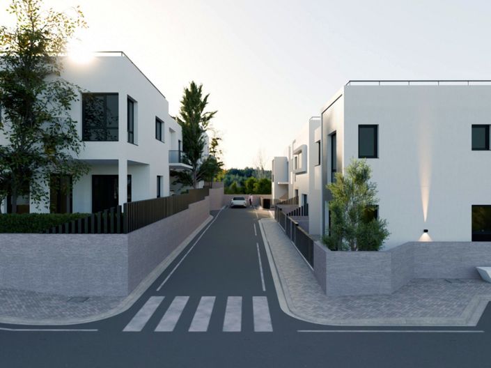 Image No.1-3 Bed House for sale