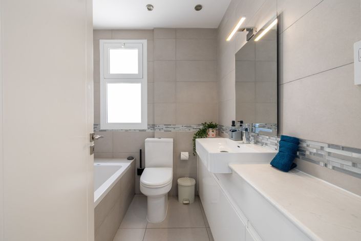 Image No.14-Appartement de 3 chambres à vendre à Universal