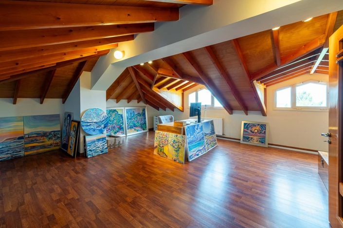 Image No.13-5 Bed House for sale