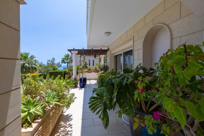 Image No.26-5 Bed House for sale