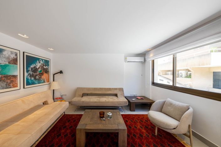 Image No.19-6 Bed Apartment for sale