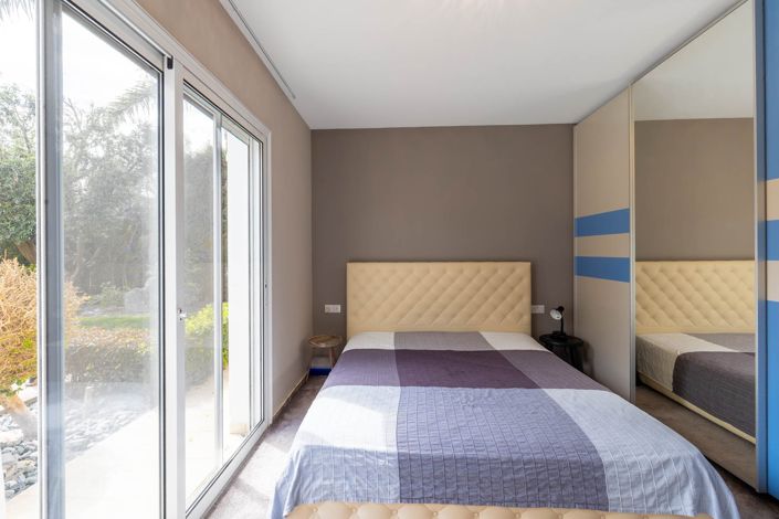 Image No.12-7 Bed Villa for sale