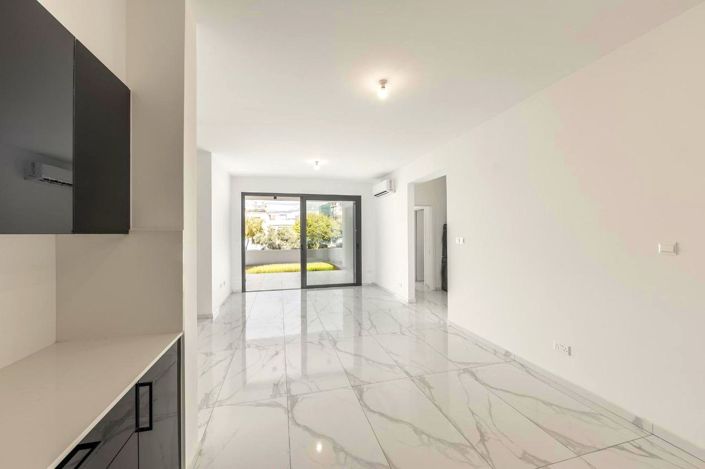 Image No.18-2 Bed Apartment for sale