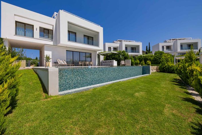 Image No.30-4 Bed House for sale