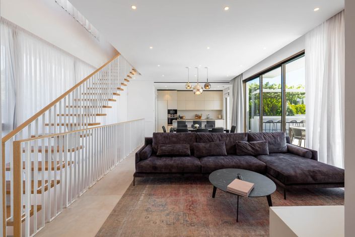 Image No.4-4 Bed House for sale