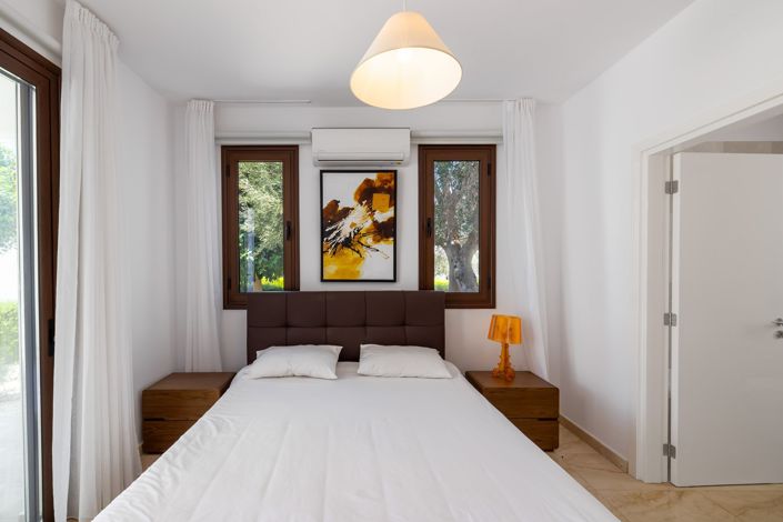 Image No.15-3 Bed House for sale