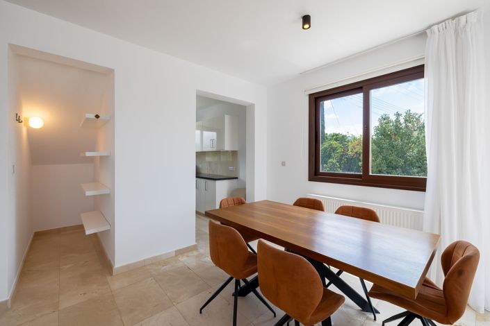 Image No.5-3 Bed House for sale