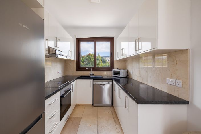 Image No.7-3 Bed House for sale