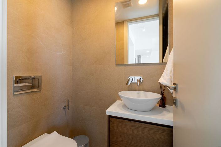 Image No.13-3 Bed House for sale