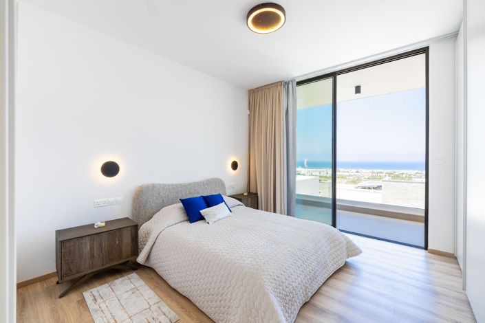 Image No.14-3 Bed House for sale