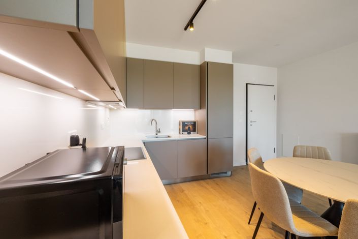 Image No.9-2 Bed Apartment for sale