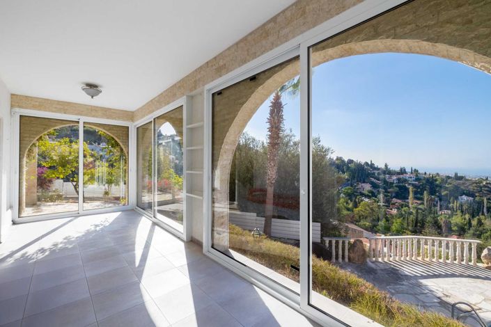 Image No.17-4 Bed House for sale